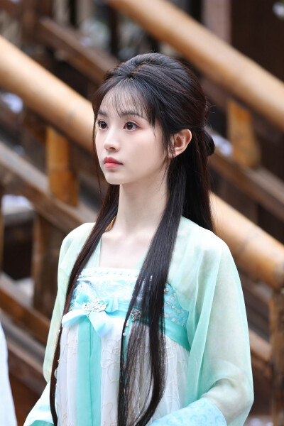 田曦薇