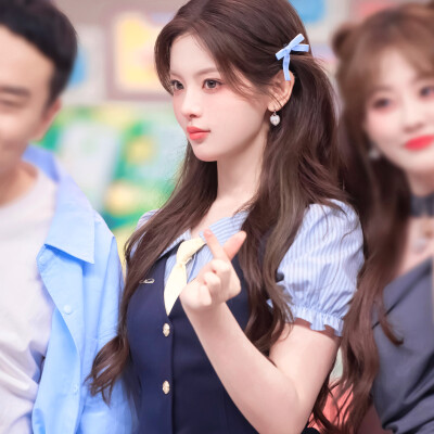 杨超越