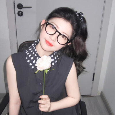 赖美云