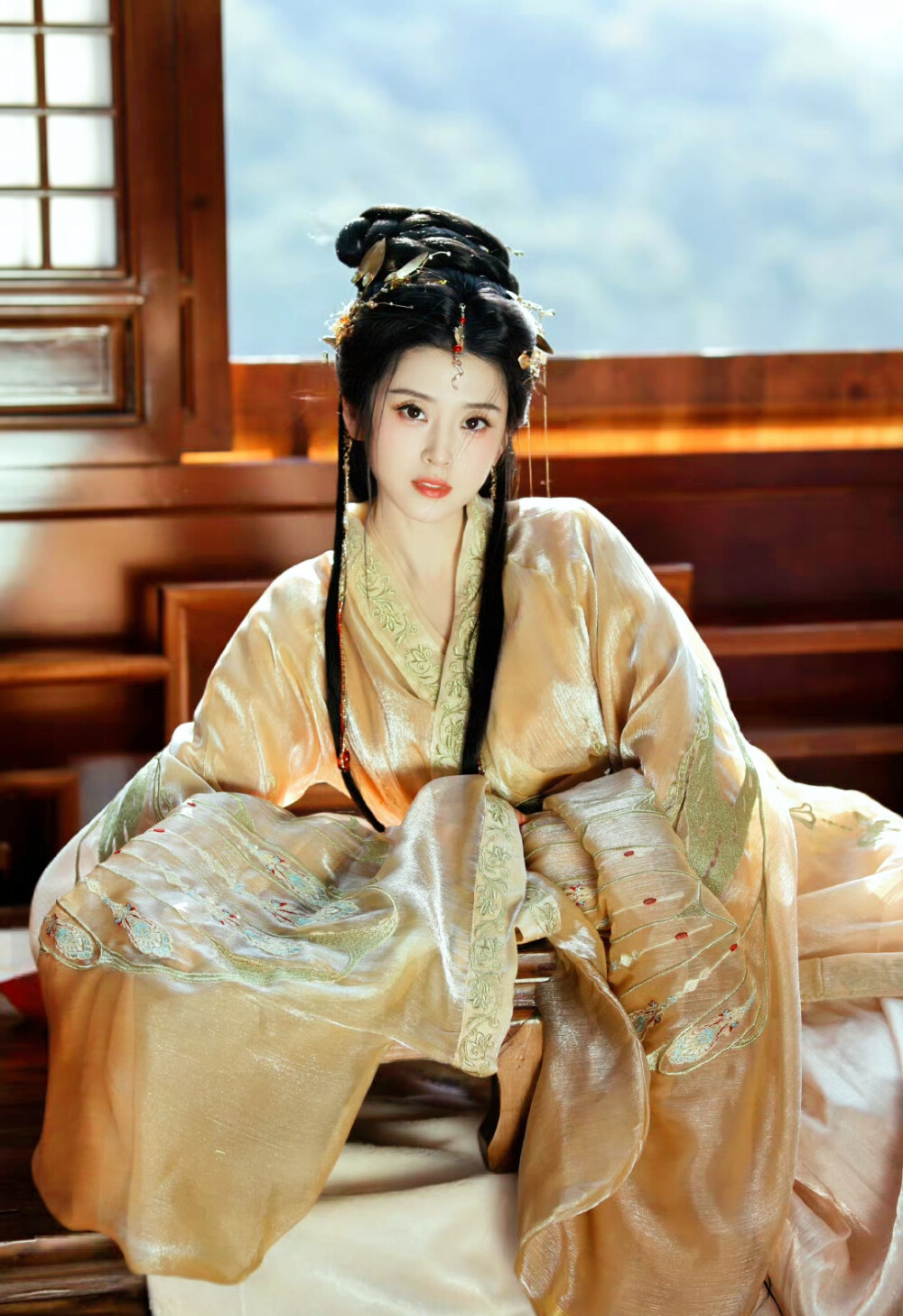 李若嘉