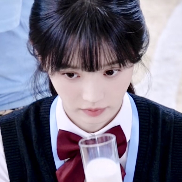 偷看