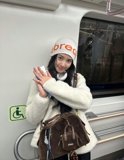 卢昱晓