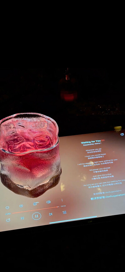 粉色稚嫩