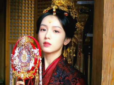 锦月如歌禾晏 周也