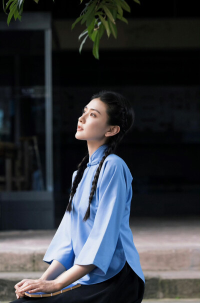 梁洁