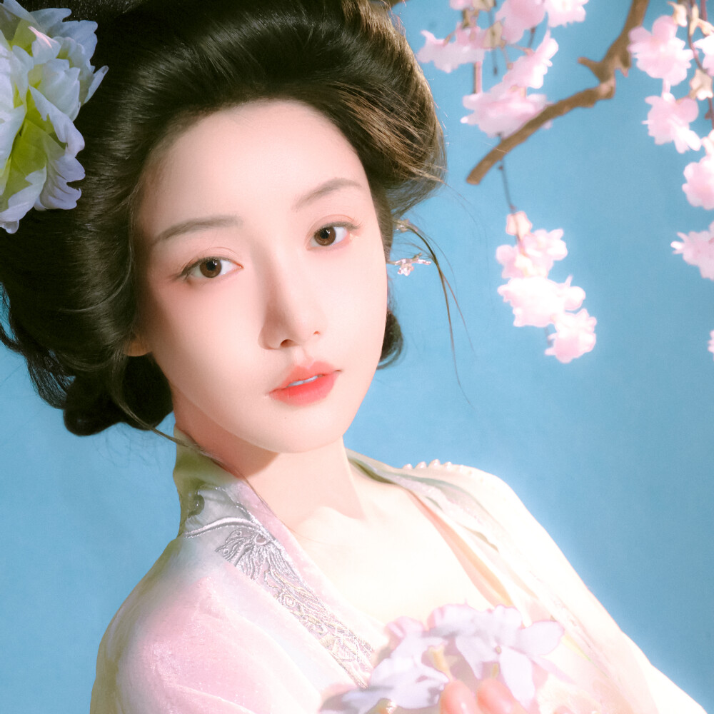 姜贞羽