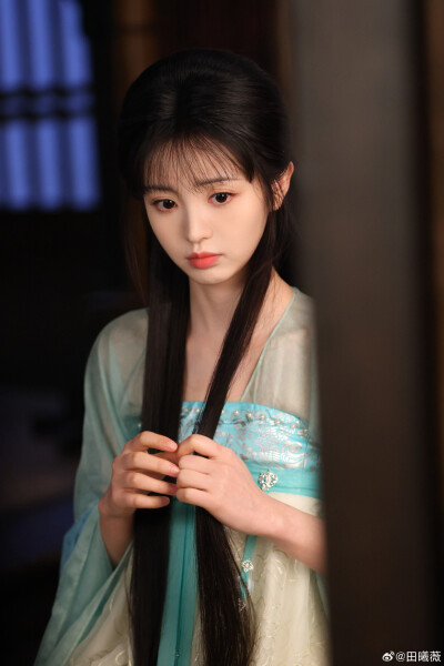 田曦薇