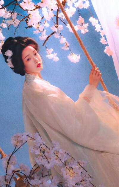 姜贞羽