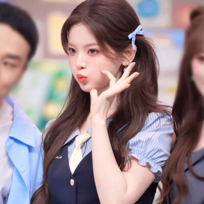 杨超越