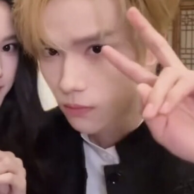 如果截男星是种天赋，那我没救了。