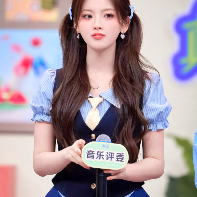 杨超越