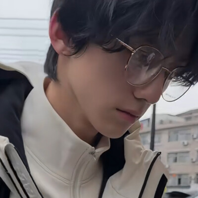 这是男高吧