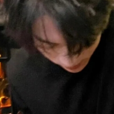 如果你现男友和前男友同时掉水里了，那我能做你男朋友了吗