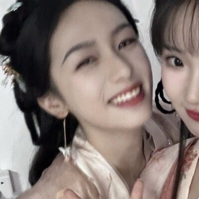 两个萌萌