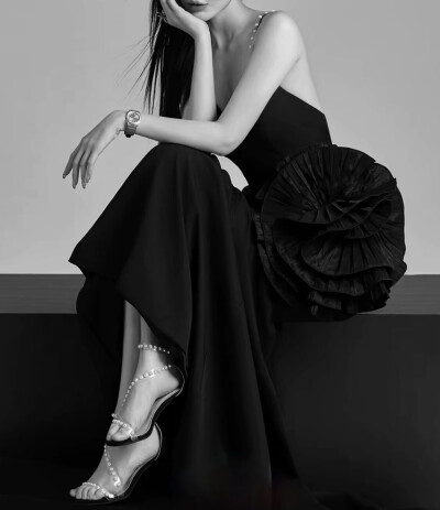 女头