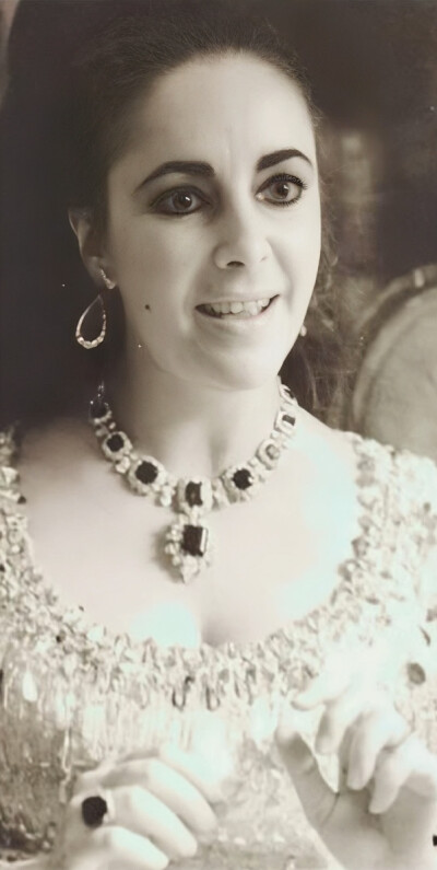 Elizabeth Taylor