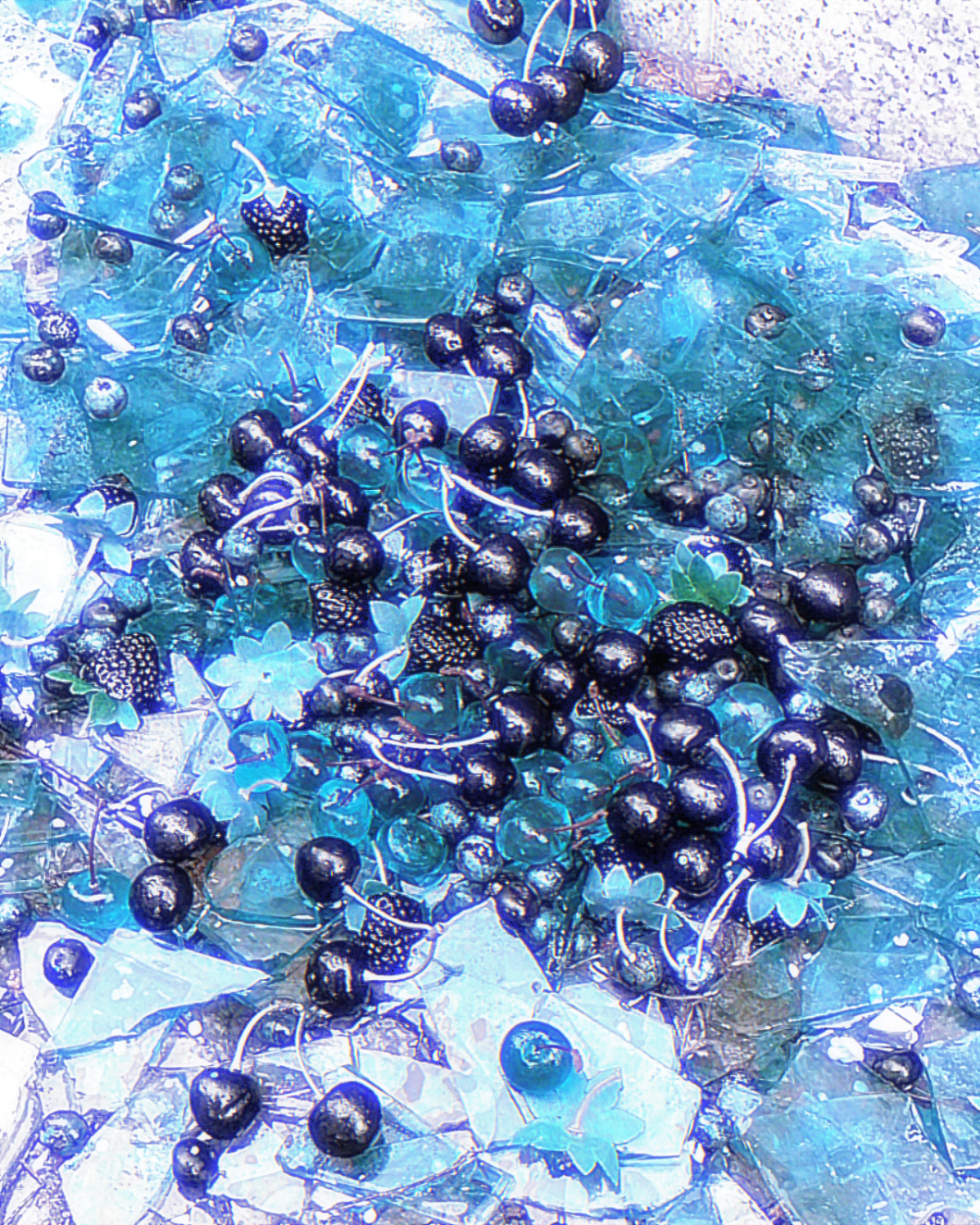 * Gradually drifting away"–차가운 바다...
孙胜完Wendy 文案田赴