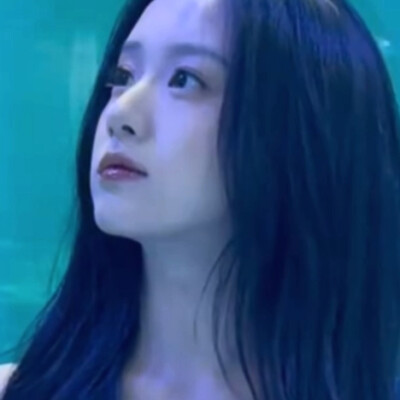 你的眼神里充满了月光