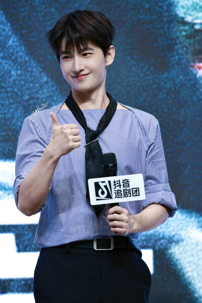 杨洋