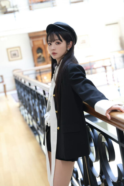 田曦薇