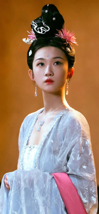 王佳怡