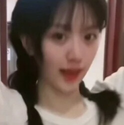 我遇见了一个可爱女孩