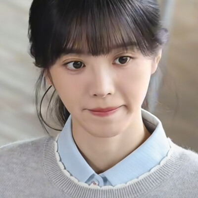 小猫在补妆