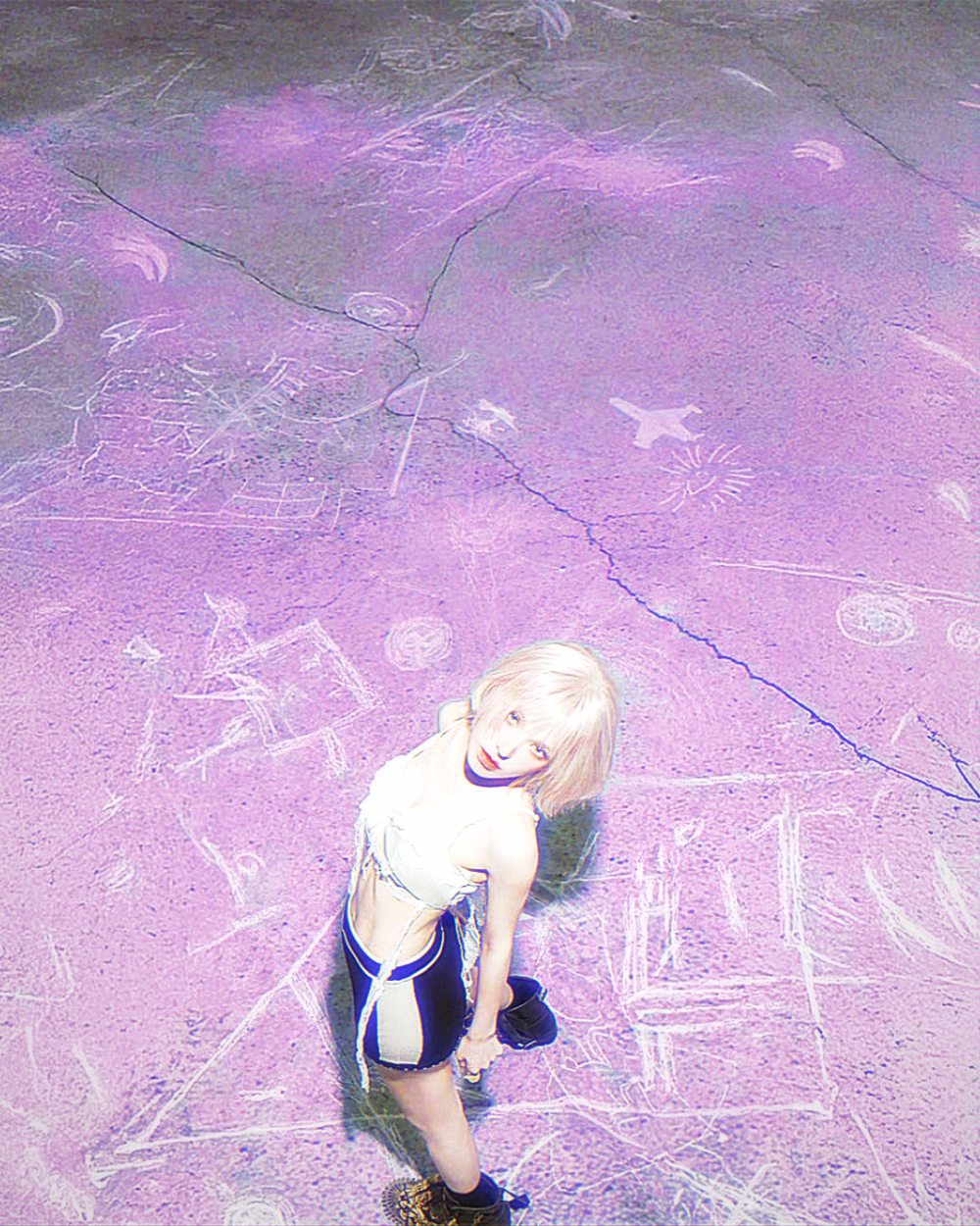 * Gradually drifting away"–차가운 바다...
孙胜完Wendy 文案田赴