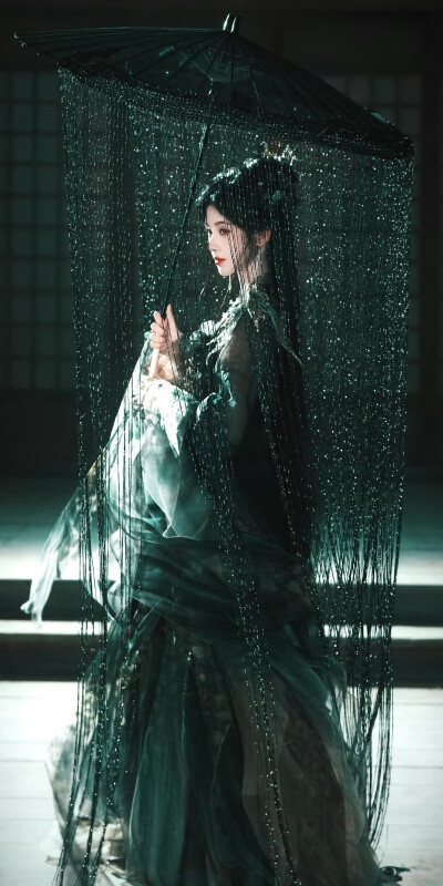 鞠婧祎