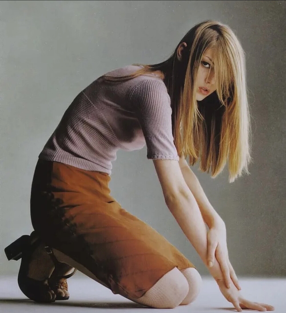 Angela Lindvall