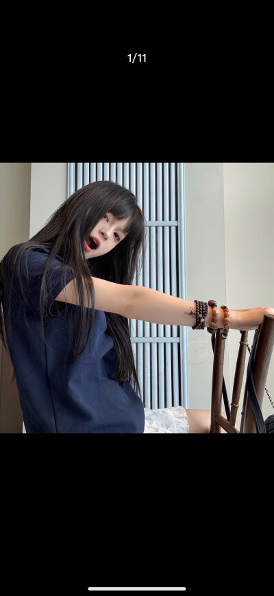 女