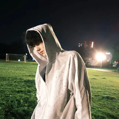 男生头像
喜欢点赞关注收藏