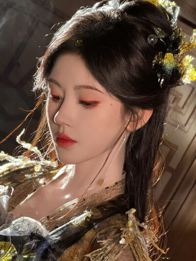 鞠婧祎