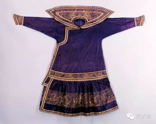 石青龙凤勾莲暗花纱描金云龙单朝袍