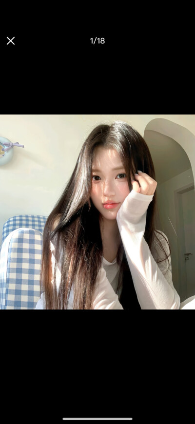 女