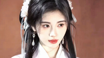 鞠婧祎橙光素材by顾汵汐