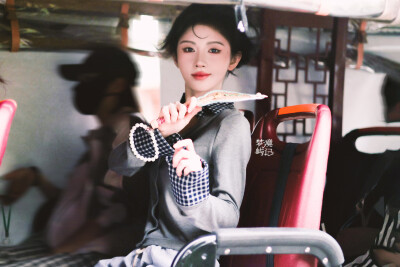 鞠婧祎