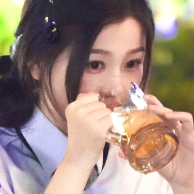 你有一双漂亮的眼睛