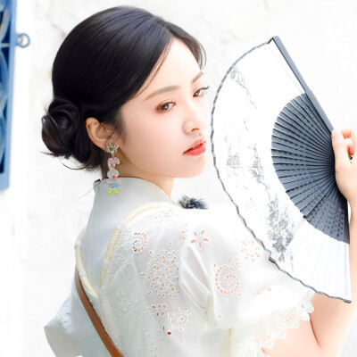 沈月