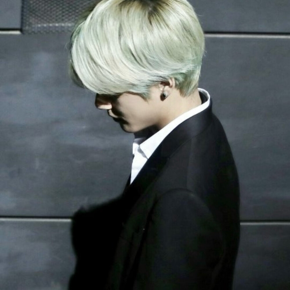 你说你讨厌下雨天