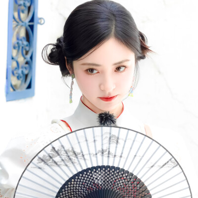 沈月