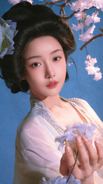 姜贞羽