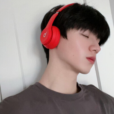 我的耳机分你一半