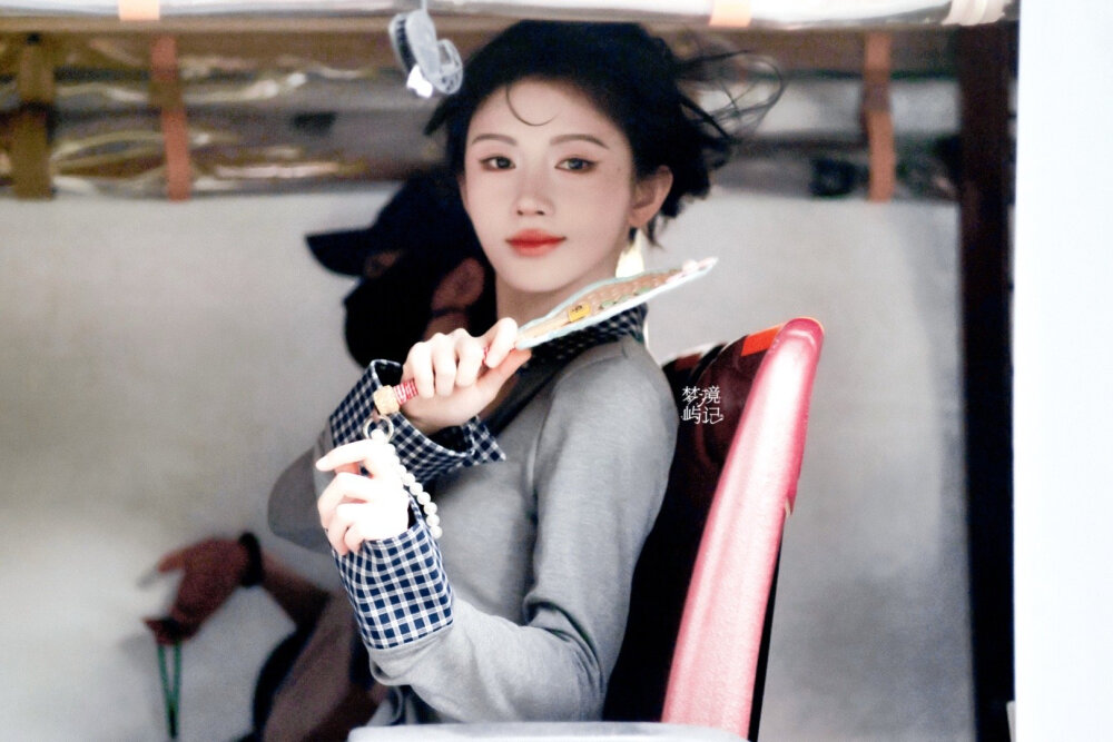 鞠婧祎