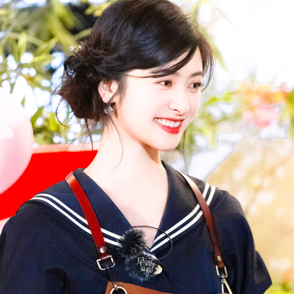 沈月
