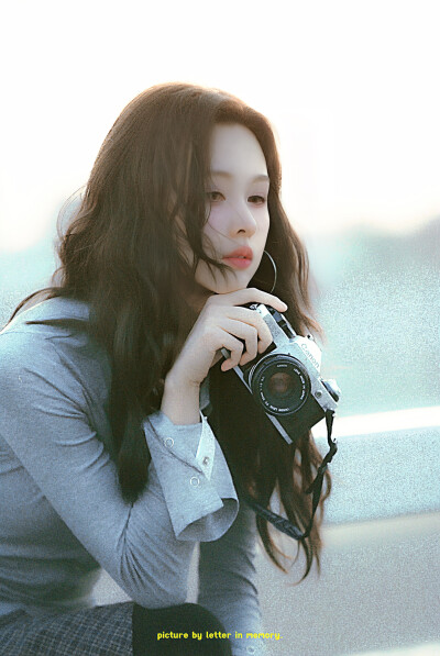  ☥•那天早上的雾散了，不止早上，不止雾 •☼
# 陈都灵☼