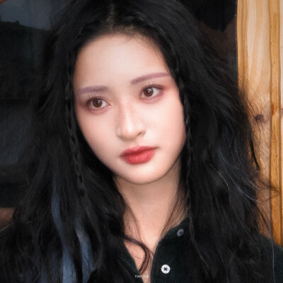 沈月