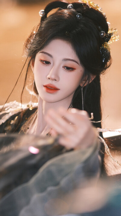 鞠婧祎