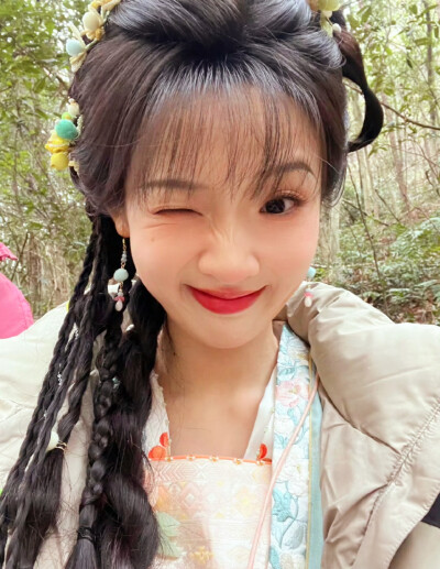 张淼怡