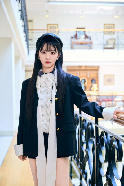 田曦薇